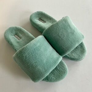 VIONIC Dream Cozy Flats Slide Slippers Velcro Side Closure Mint Green Size 9